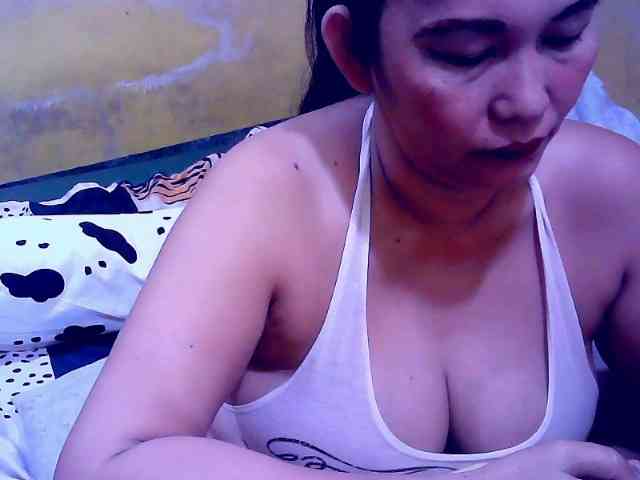 SweetMonlight webcam