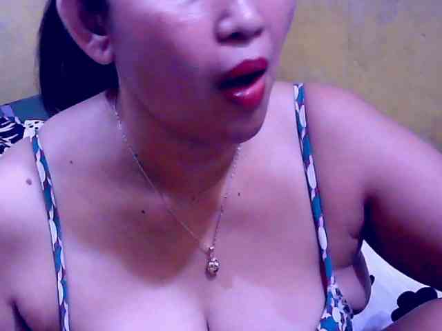 SweetMonlight webcam