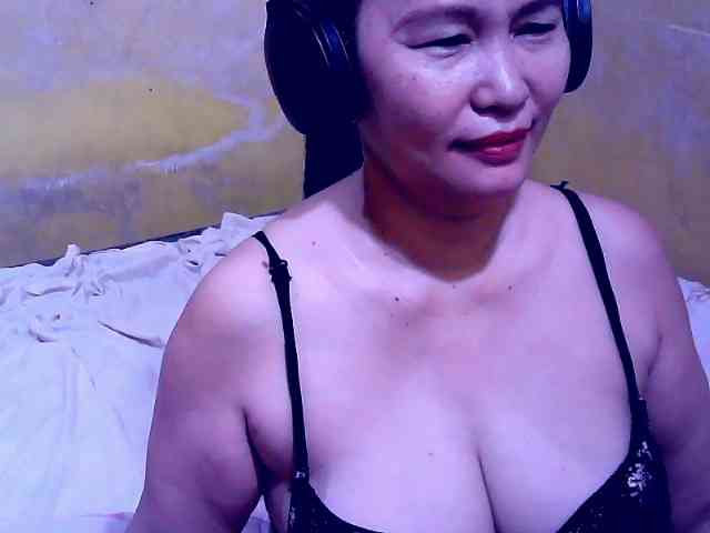 SweetMonlight webcam