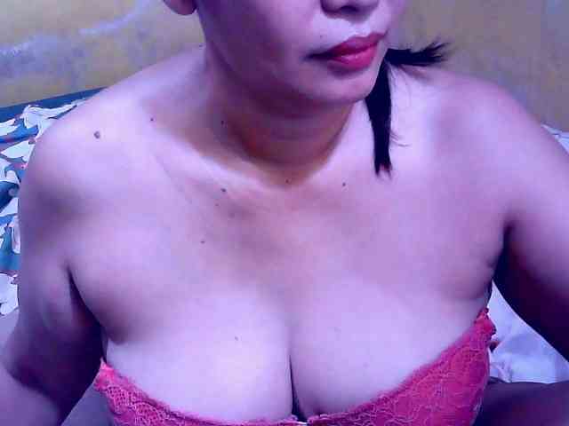 SweetMonlight webcam