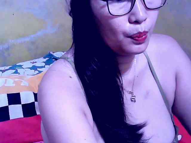 SweetMonlight webcam