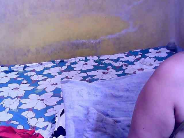 SweetMonlight webcam