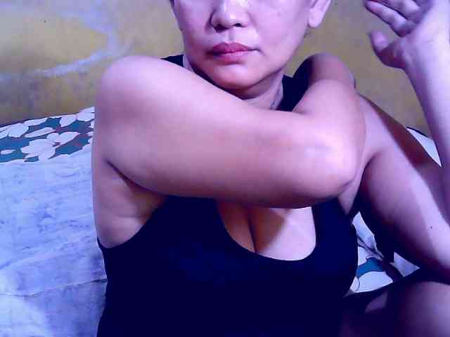 Model: SweetMonlight