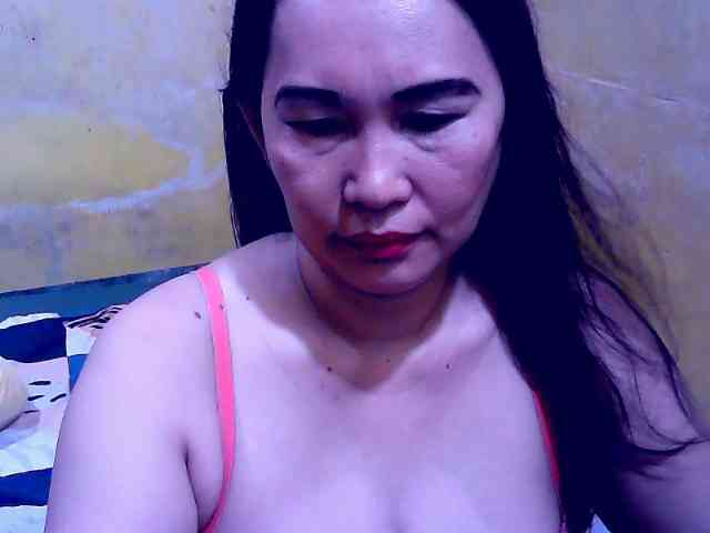 SweetMonlight webcam
