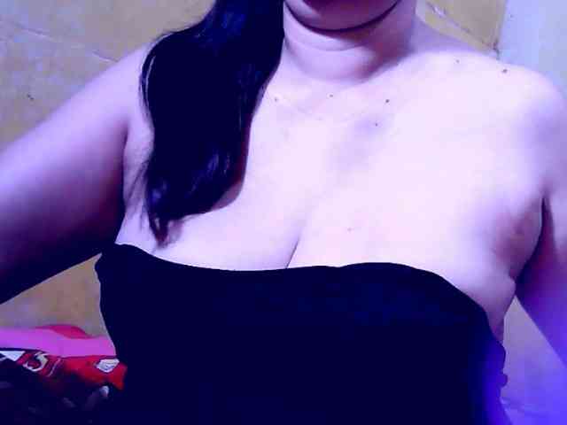 SweetMonlight webcam