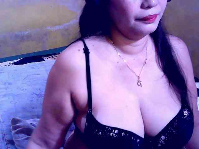 SweetMonlight webcam