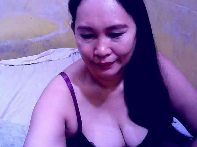 SweetMonlight webcam