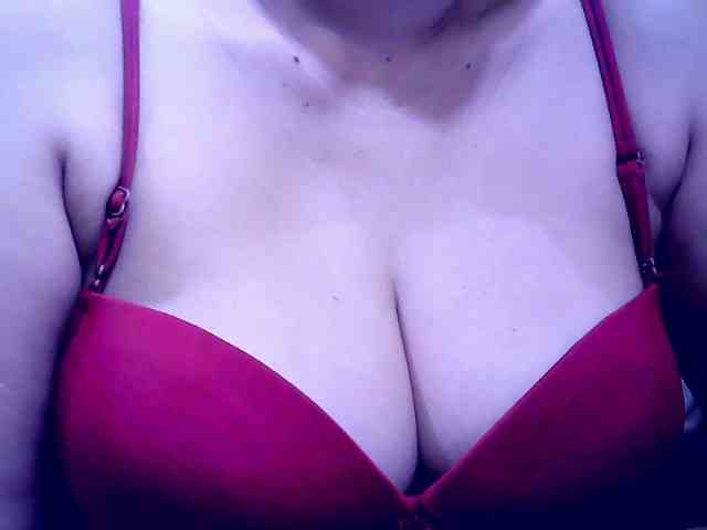 SweetMonlight webcam