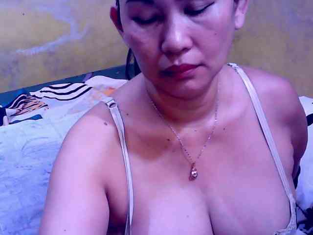 SweetMonlight webcam