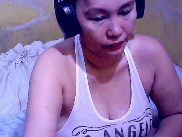 SweetMonlight webcam