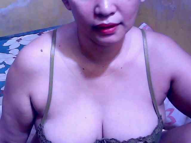 SweetMonlight webcam