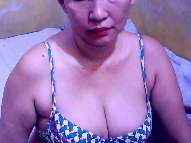 SweetMonlight webcam