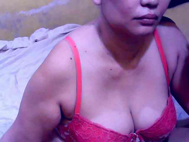 SweetMonlight webcam
