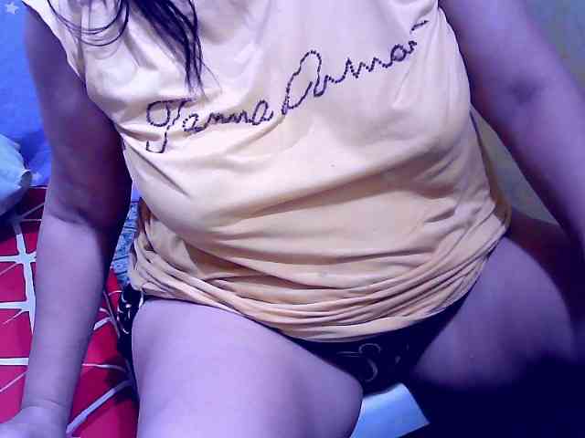 SweetMonlight webcam