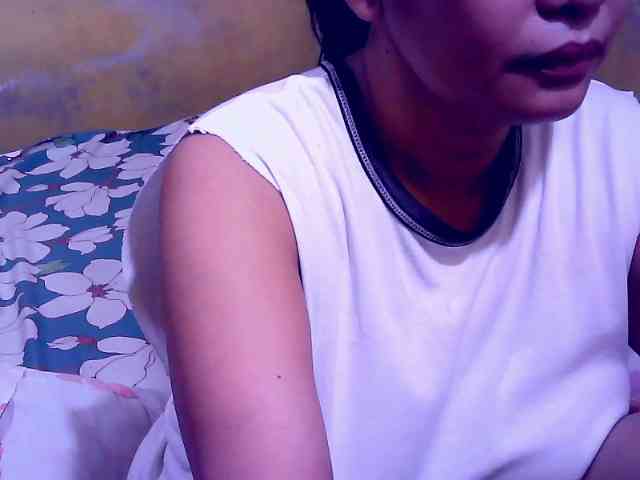 SweetMonlight webcam