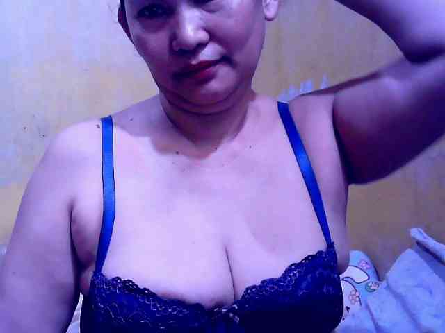 SweetMonlight webcam