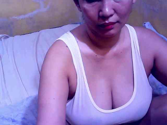 SweetMonlight webcam