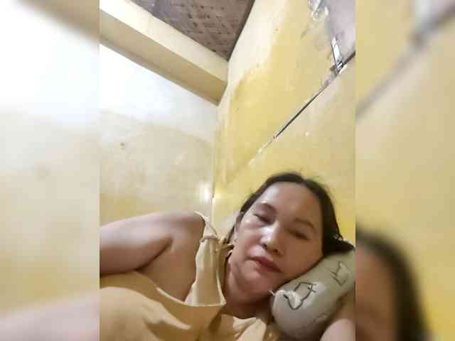 SweetMonlight webcam