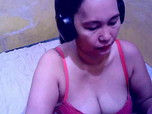 SweetMonlight webcam