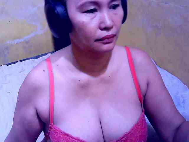 SweetMonlight webcam