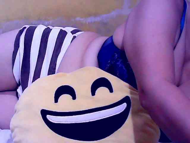 SweetMonlight webcam