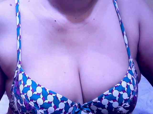 SweetMonlight webcam