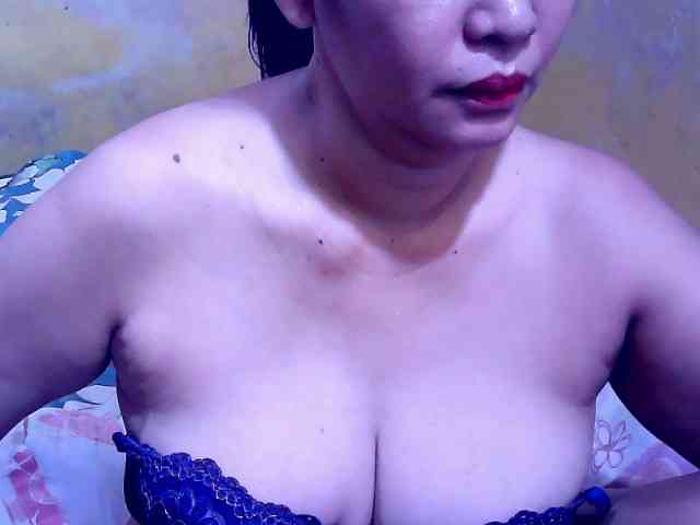 SweetMonlight webcam