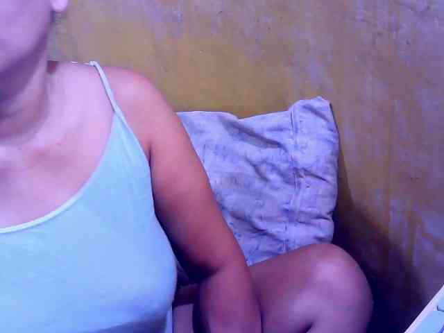 SweetMonlight webcam
