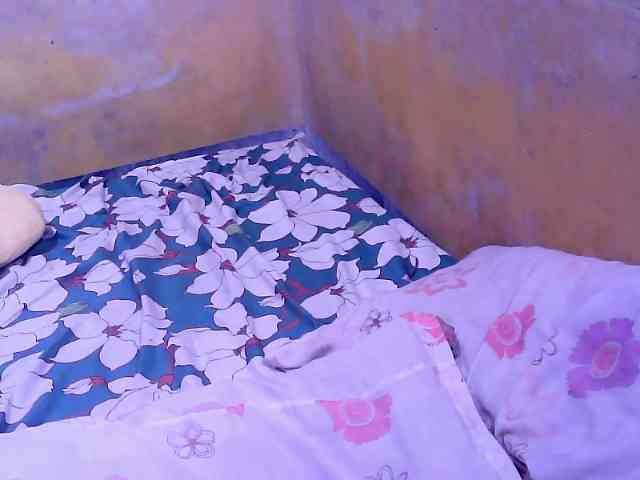 SweetMonlight webcam