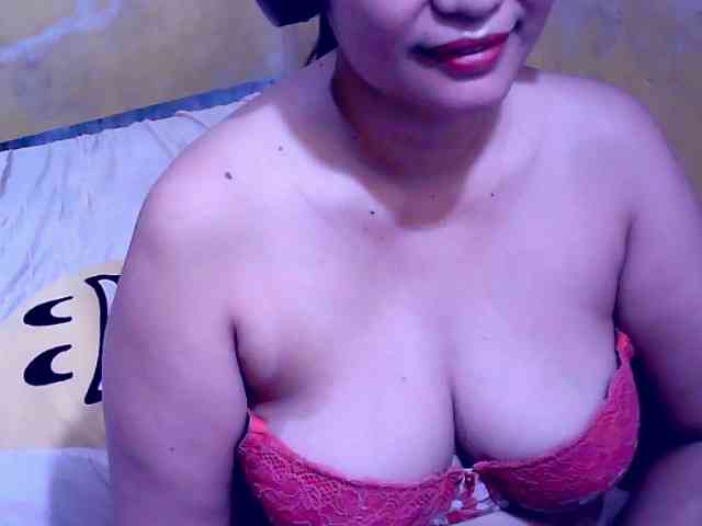 SweetMonlight webcam