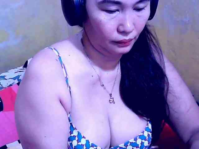 SweetMonlight webcam