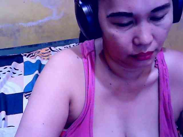 SweetMonlight webcam