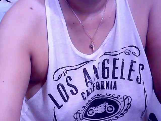 SweetMonlight webcam