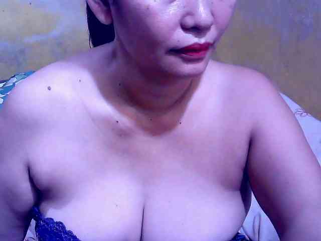 SweetMonlight webcam