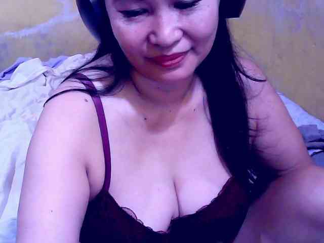 SweetMonlight webcam