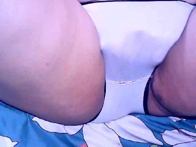 SweetMonlight webcam