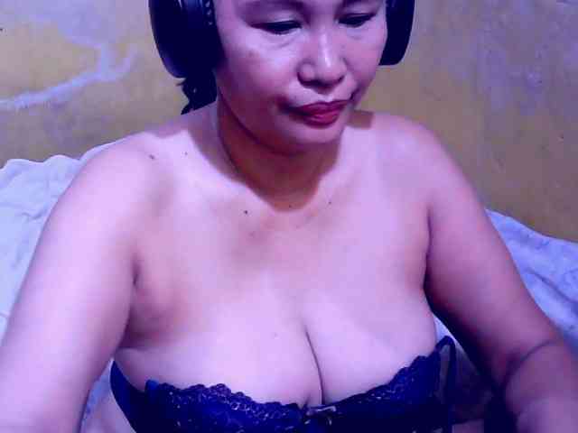 SweetMonlight webcam