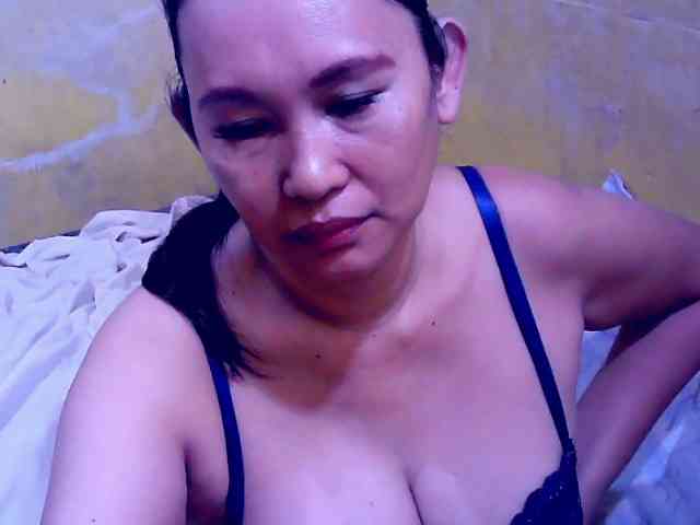 SweetMonlight webcam