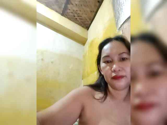 SweetMonlight webcam