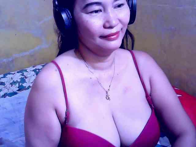 SweetMonlight webcam