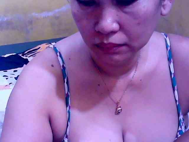 SweetMonlight webcam