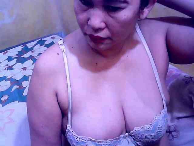 SweetMonlight webcam