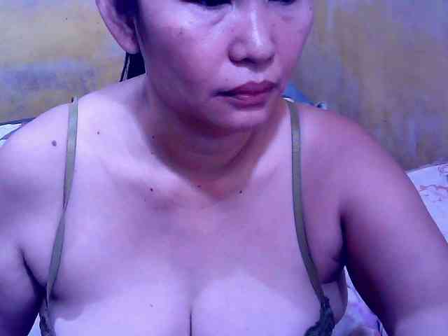 SweetMonlight webcam