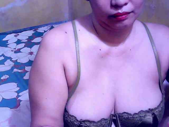 SweetMonlight webcam