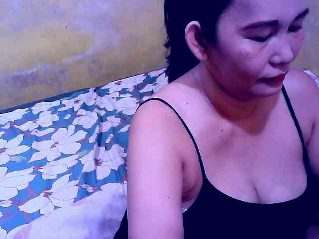 SweetMonlight webcam