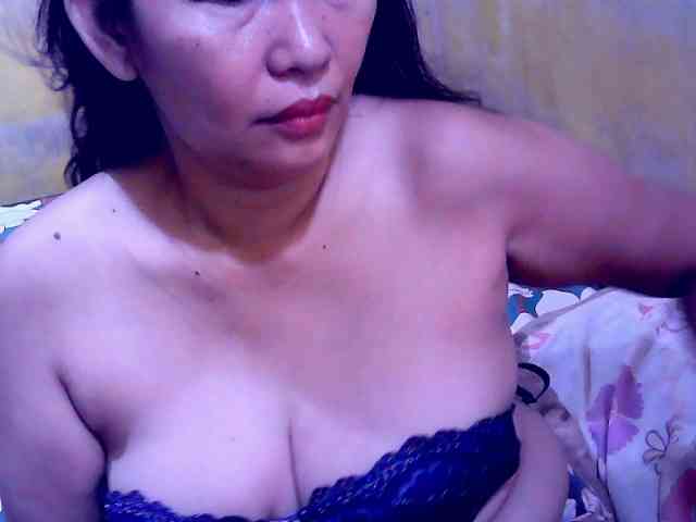 SweetMonlight webcam