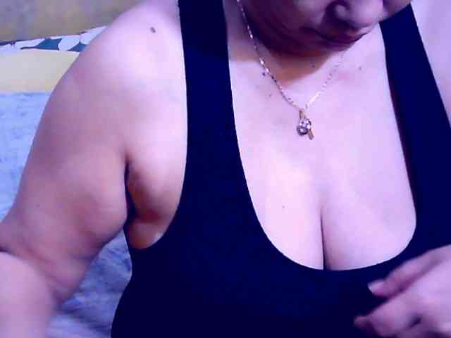 SweetMonlight webcam