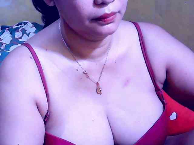 SweetMonlight webcam
