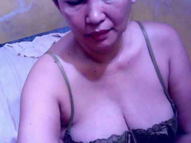 SweetMonlight webcam