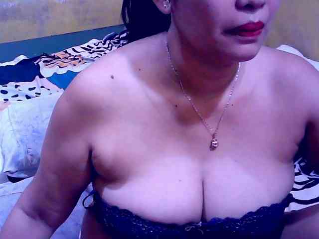 SweetMonlight webcam